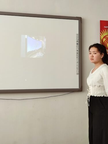 Республиканская неделя науки и техники проводится ежегодно в начале февраля во всех образовательных учреждениях Кыргызстана. В рамках недели в сш #10 имени А.П.Гайдара прошёл конкурс стенгазет, мастер классы по моделированию и классные часы о достижениях мировой техники